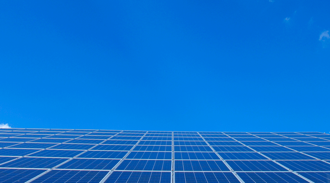 Cómo orientar tus placas solares fotovoltaicas